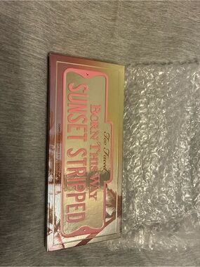 Too Faced Shimmery Pink and Gold Eyeshadow Palette